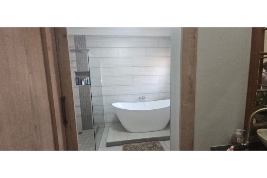 3 Bedroom Property for Sale in Hillcrest Northern Cape